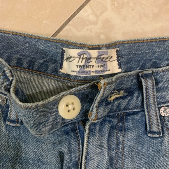 free people mid rise mid thigh shorts - Picture 2 of 2